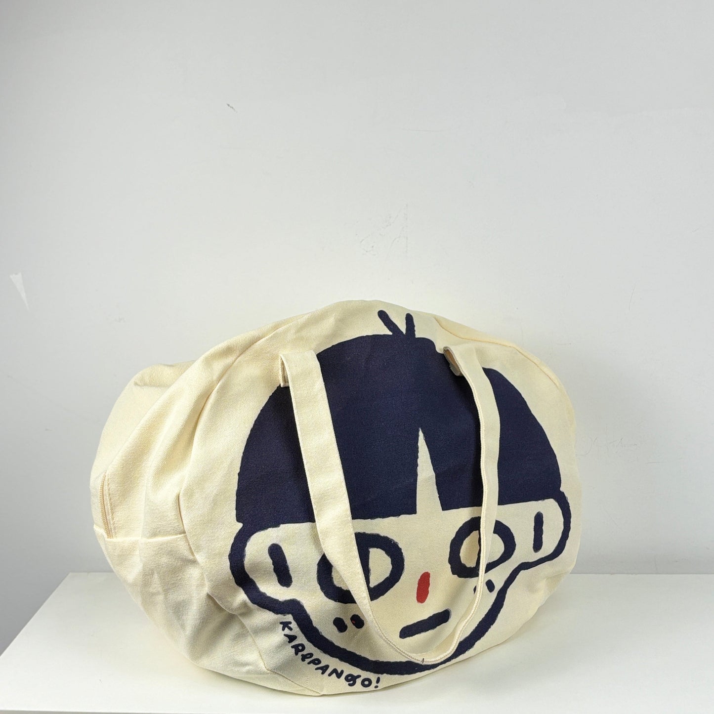 HAYA: Large zipper tote bag