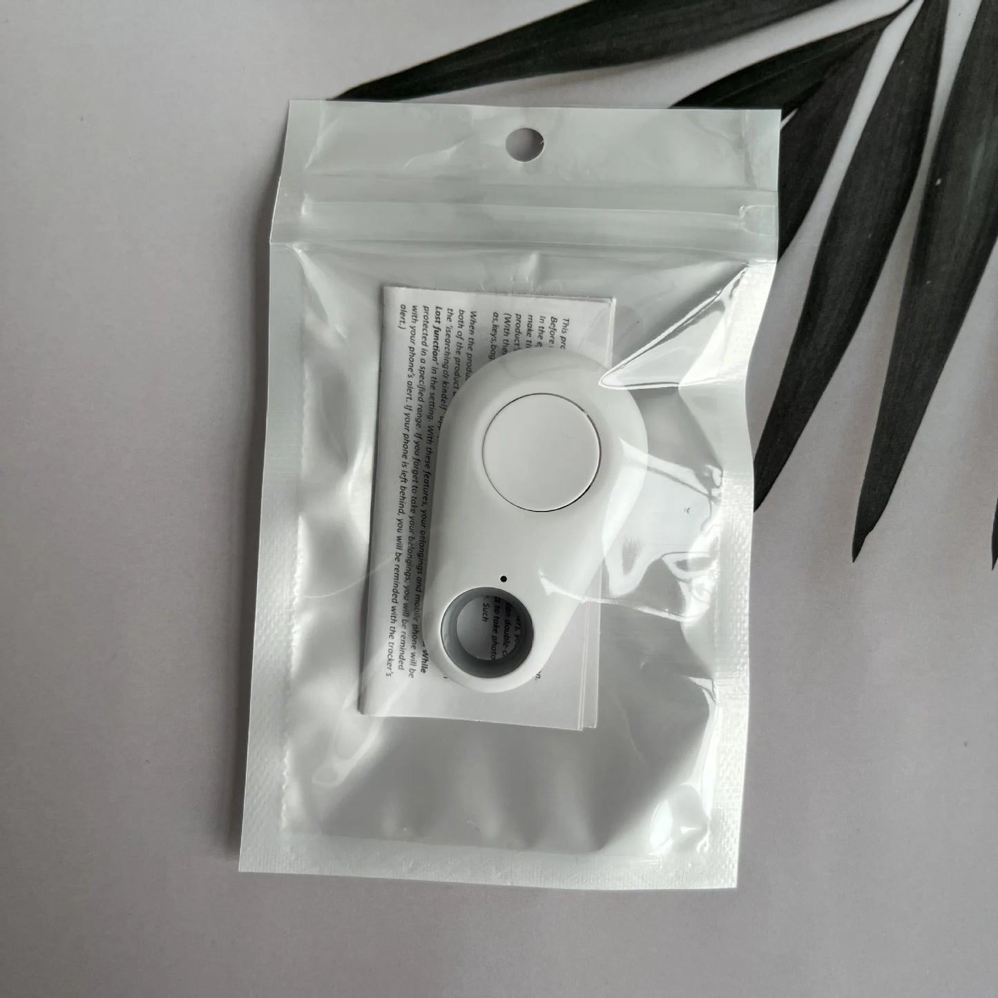 Mini Dog GPS Bluetooth 5.0 Tracker Anti-Lost Device Round Anti-Lost Device Pet Kids Bag Wallet Tracking Smart Finder Locator